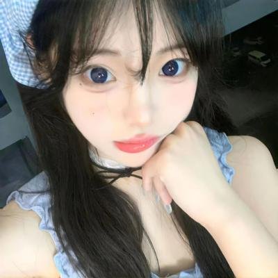 敦君与女朋友